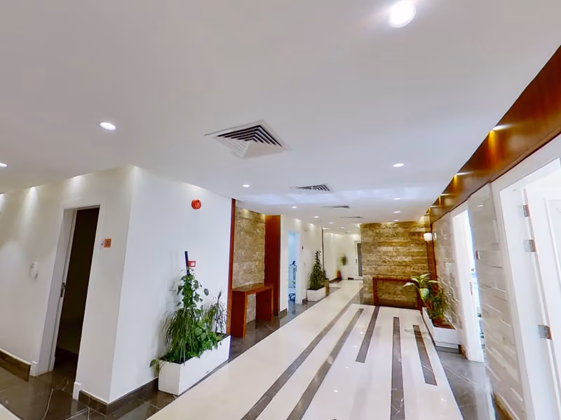 ميرال لطب الأسنان فرع التحلية - Miral Dental Clinics