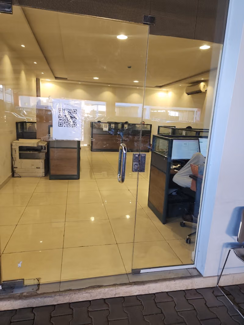 مزاد قمة الرياحين - معرض ركن المزادات - قمة للمزادات