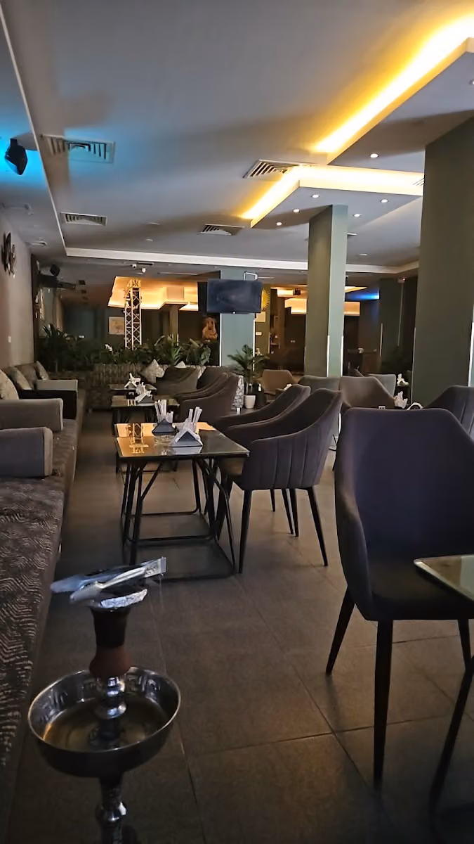مزايا الكيف كافيه و لاونج شيشة