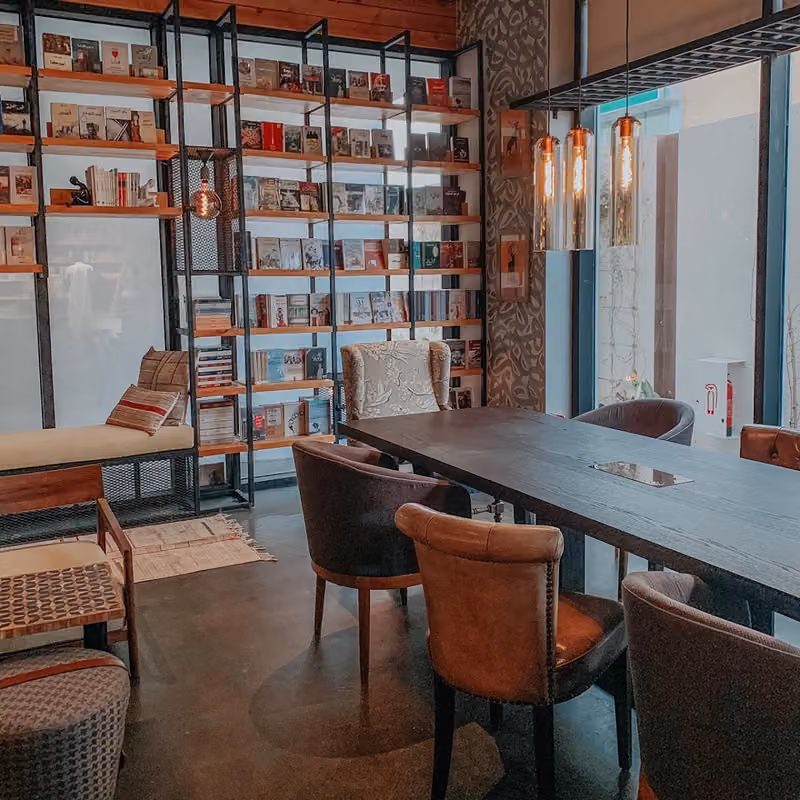 متجر نادي الكتاب