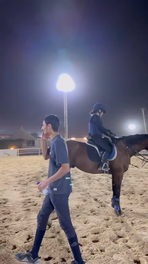 نادي قولدن هورس للفروسية