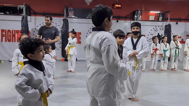 نادي وقت القتال FIGHTING TIME