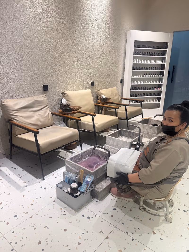 Nail & Lash Studio