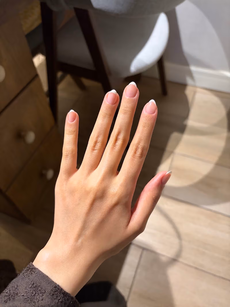 Nails care | صالون عناية الأظافر‎