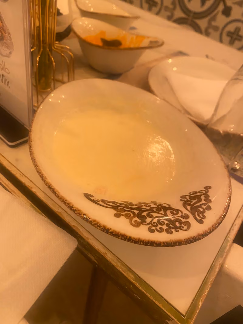 nakhat alshraq