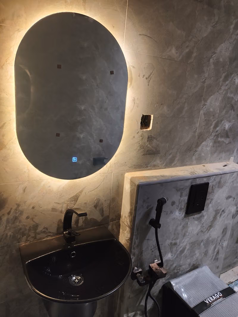 نعمل على الكهرباء لجميع الأجهزة والأجهزة المنزلية We work on electricity for all household appliances and appliances