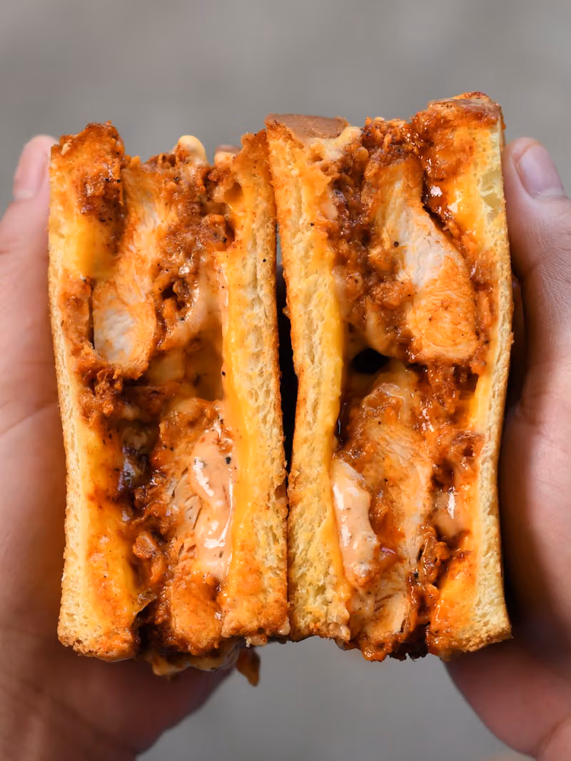ناشفيلز هوت شكن Nashville’s Hot Chicken
