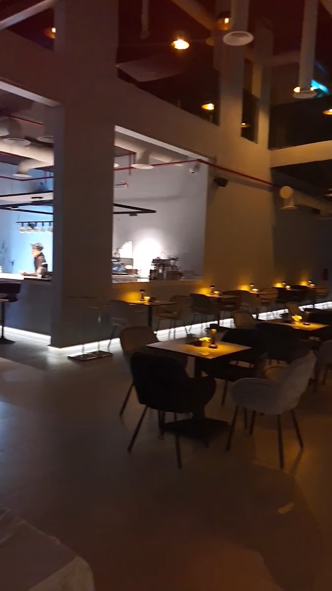 Night Lounge | نايت لاونج