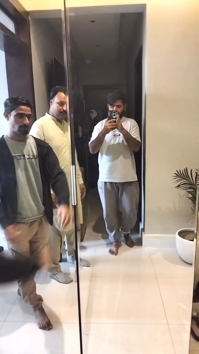 نجار باکستانی الحقیق