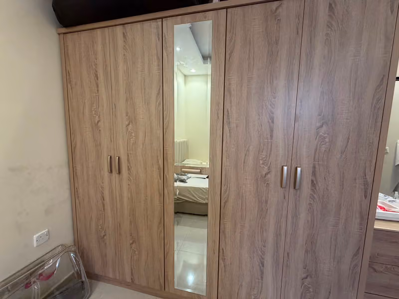 نجار فك وتركيب جميع انواع الاثاث