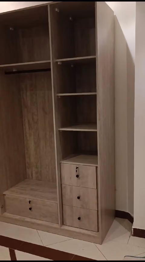 نجار للديكور والموبيليا