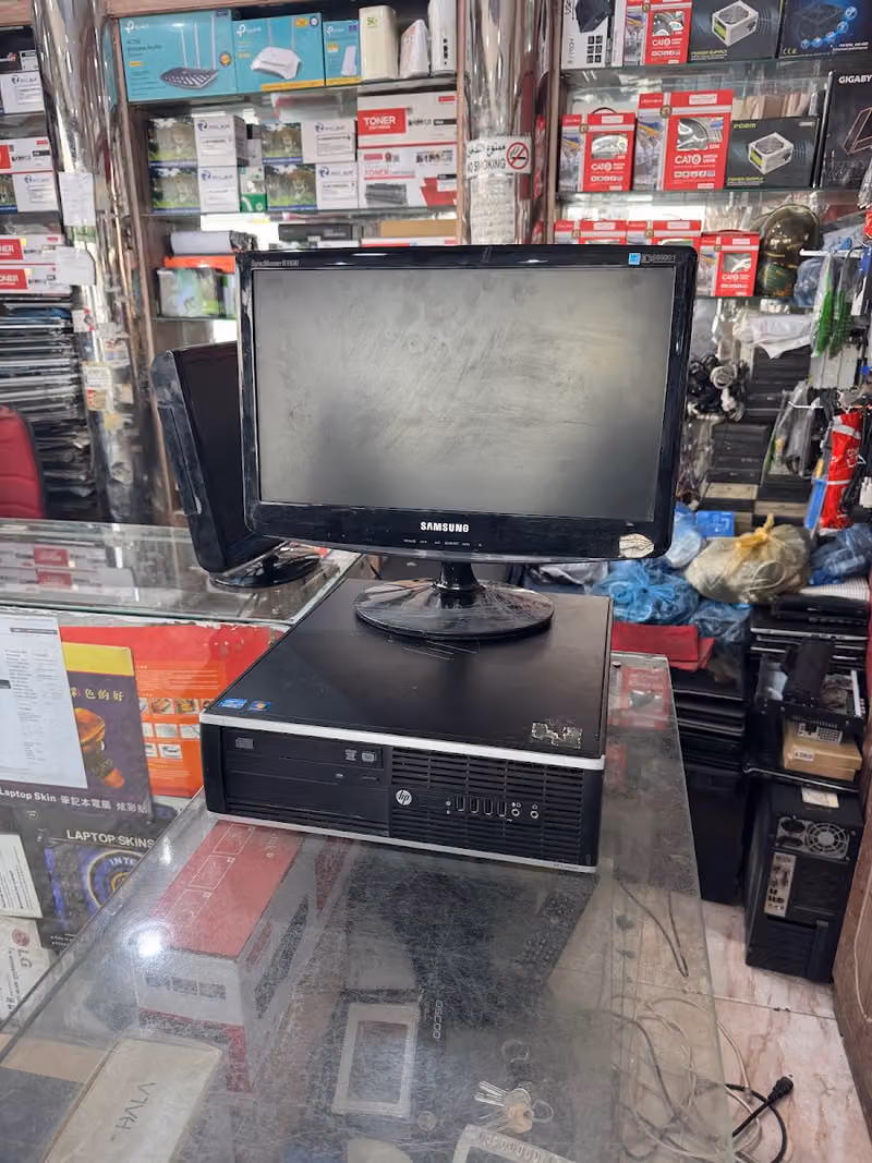 NOURA AMER AL-DOSSARI FOR COMPUTER SERVICES ‏ ‏مؤسسة نورة عامر الدوسري للحاسب العالي ‏, علي أكرم فني الحاسب الآلي