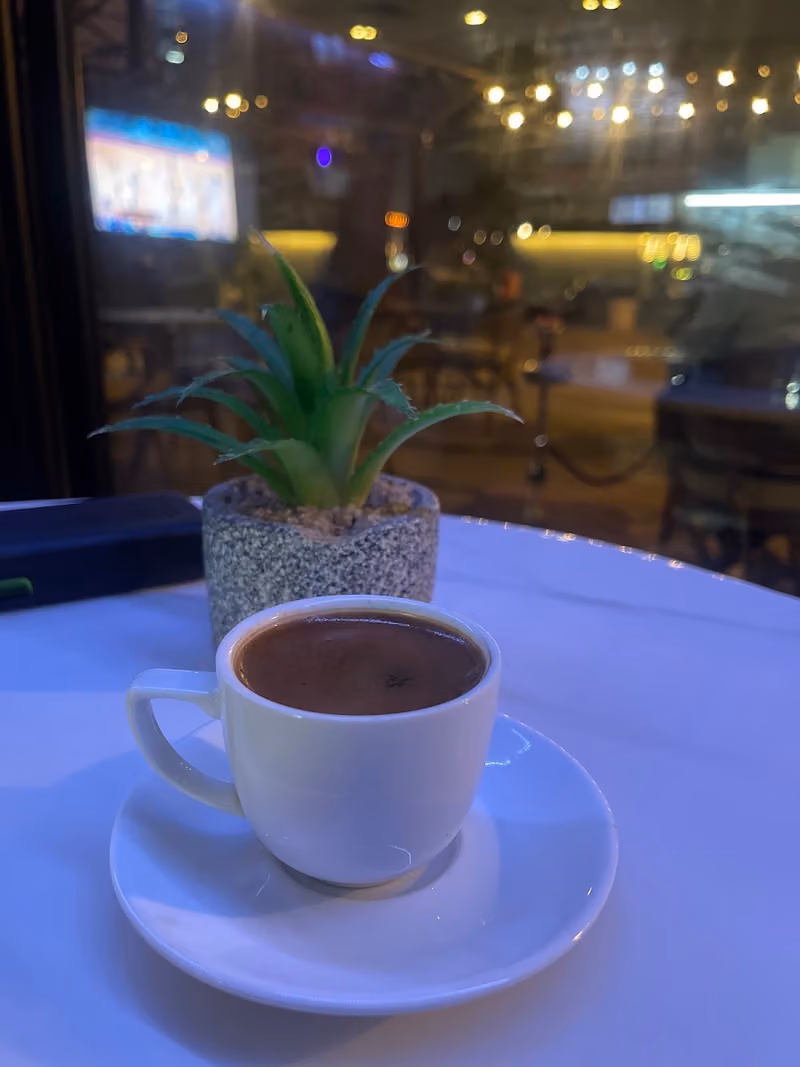 Nov27 cafe shop مقهى شيشه نوفمبر 27