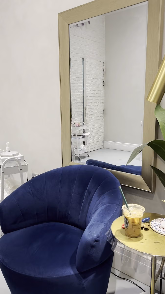 نقاء الأظافرNaqa Nails