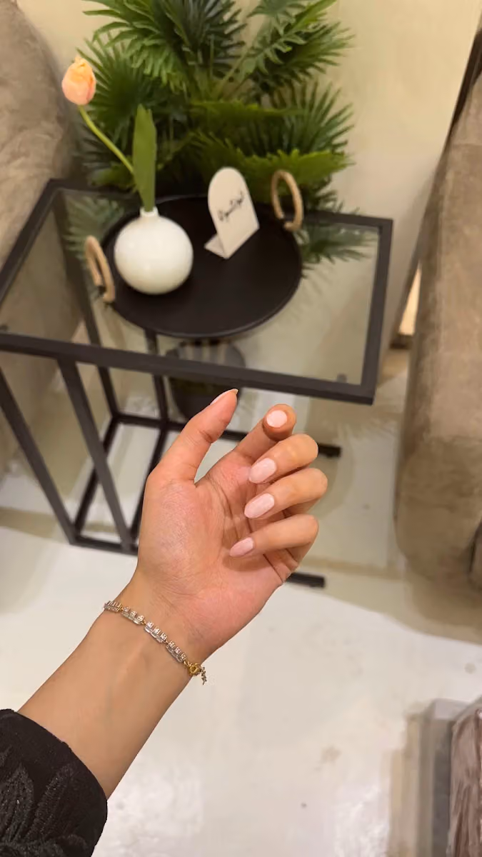 Nujoud Salon | صالون نجود