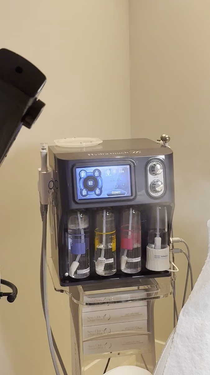 Nuvo Clinics عيادات نيوفو