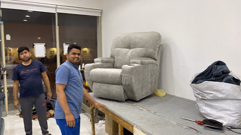 نور داري للاعمال التالية تنجيد كنب مجالس ستائر ديكور Upholstery Curtain