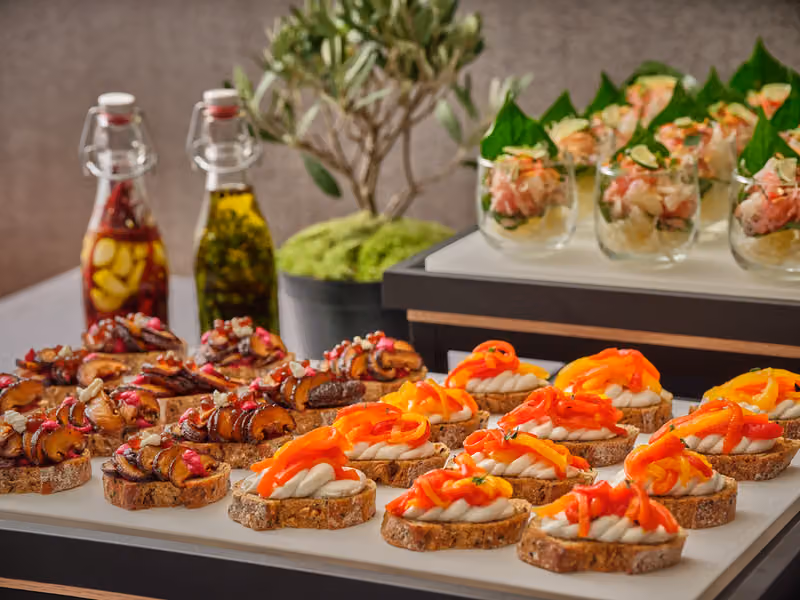 Outside Catering - Hyatt Regency | حفلات خارجية