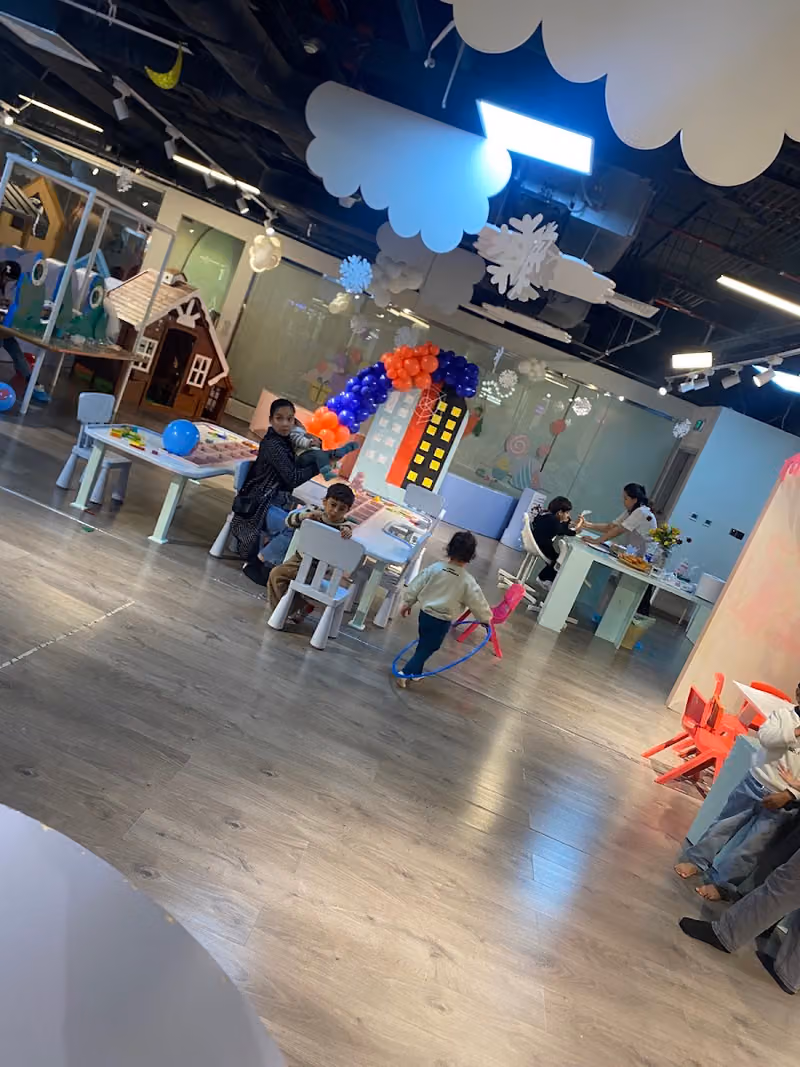 PAUSA World Riyadh Park عالم باوزا - الرياض بارك
