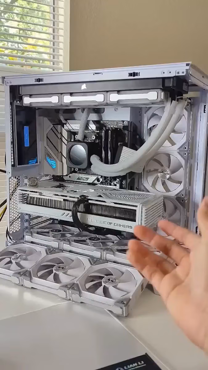 PC WORLD