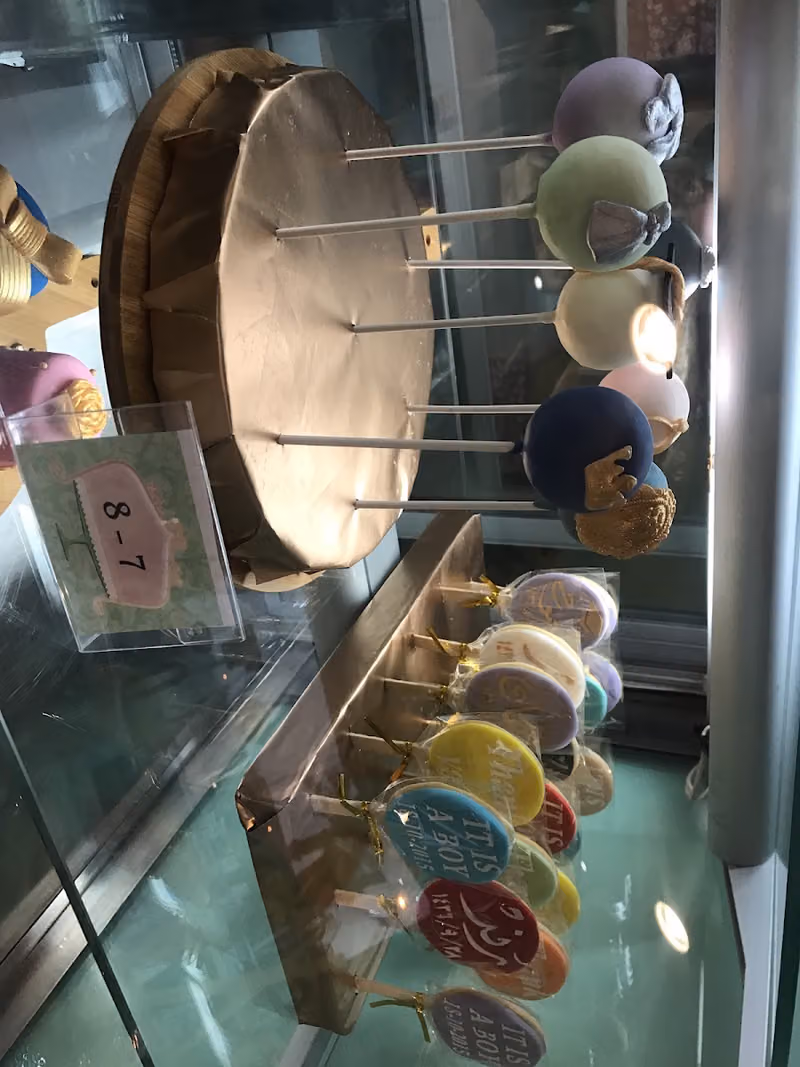 Petit Cakes