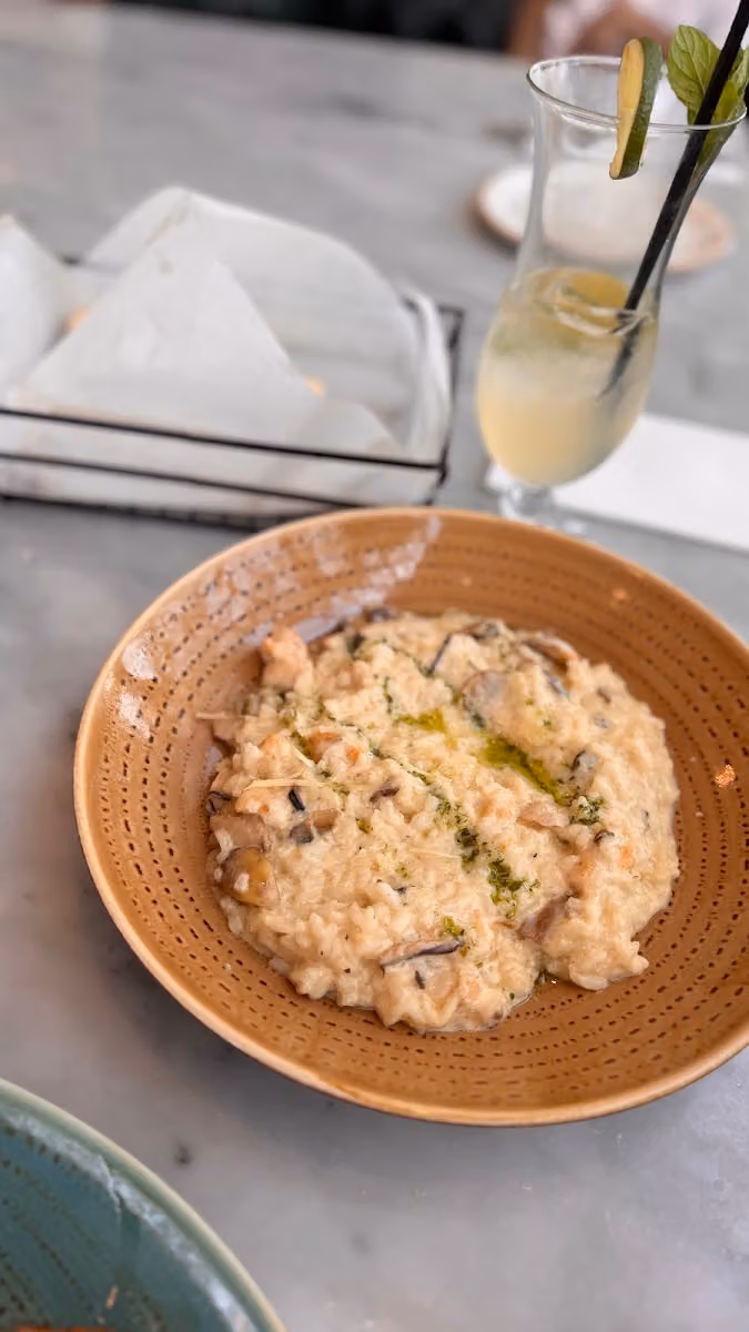 Piatto Restaurant
