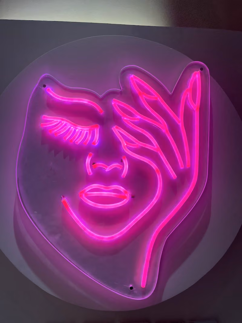 Pink Lashes Salon