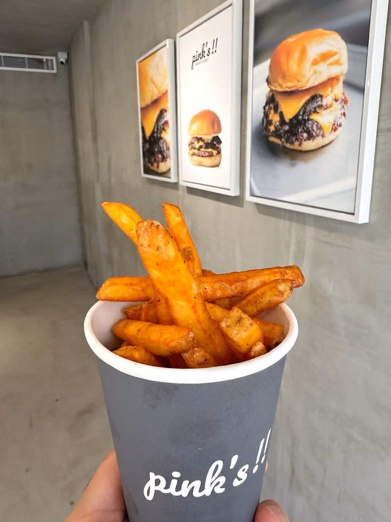 Pink’s burger