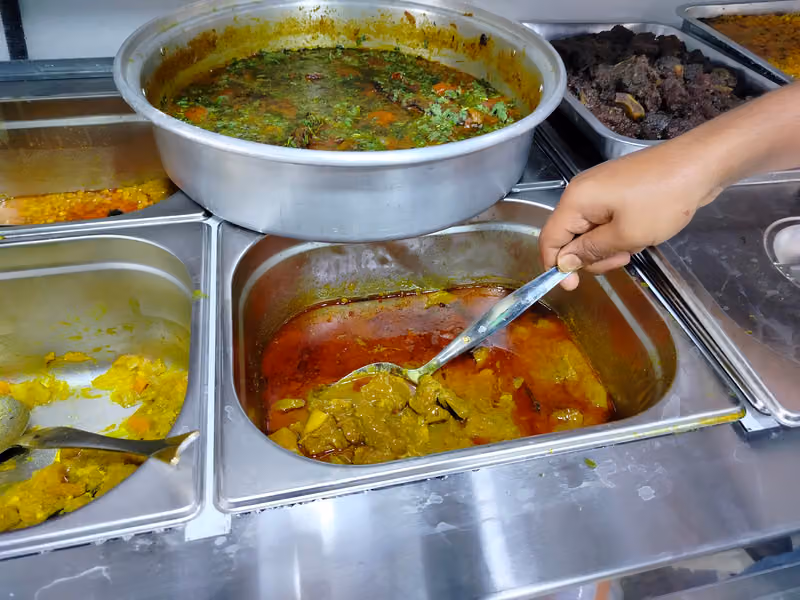 আয়েশা রেষ্টুরেন্ট