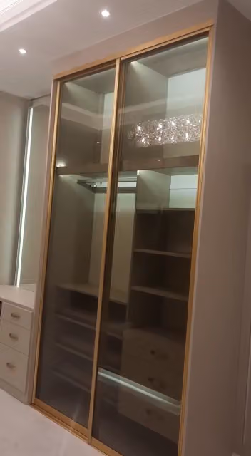 PRIME CLOSETS - الخزائن العصرية