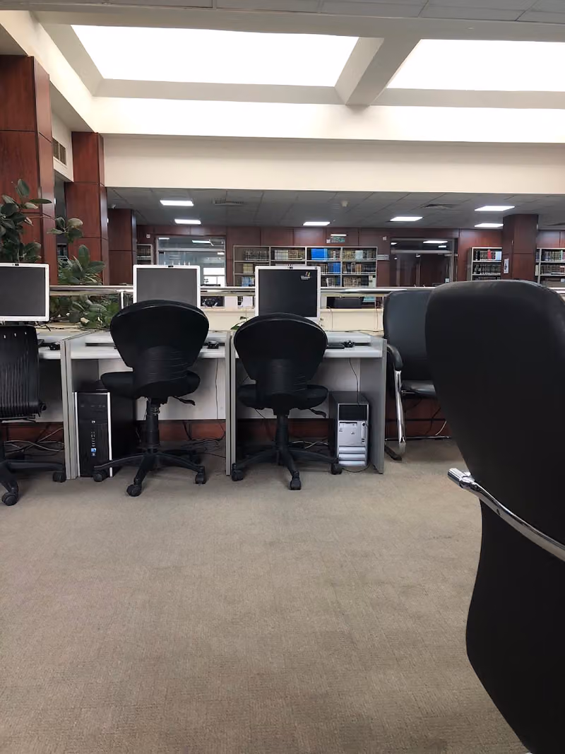 Prince Sultan University's Library مكتبة جامعة اﻷمير سلطان