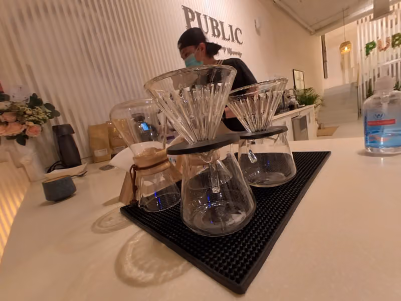 PUBLIC CAFE