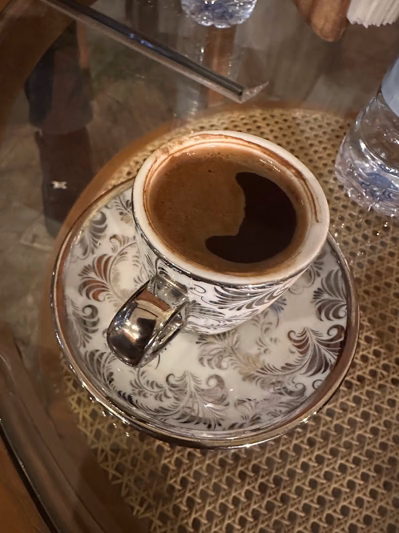 Q Lounge - كيو لاونج