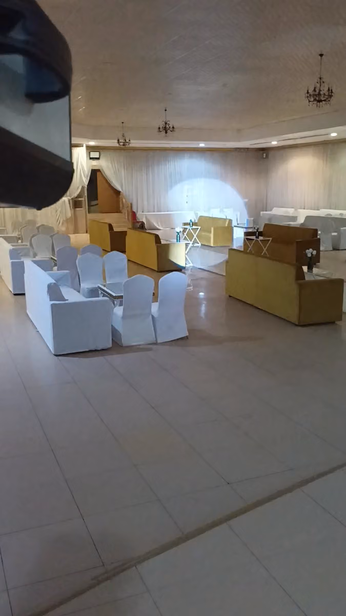 قاعة التاج للإحتفالات