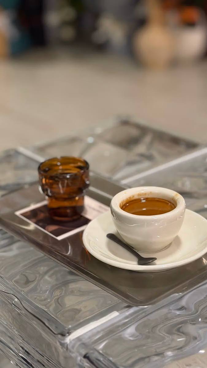 قهوة لينور Linor