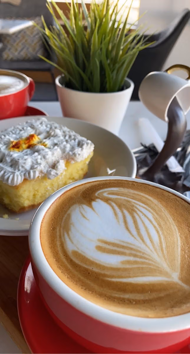 قهوة سبس sips coffee