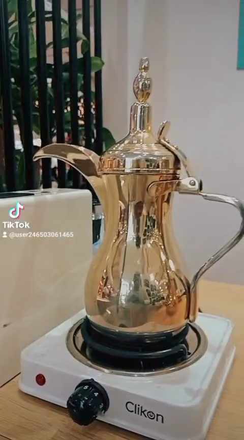 قهوجي وصبابين