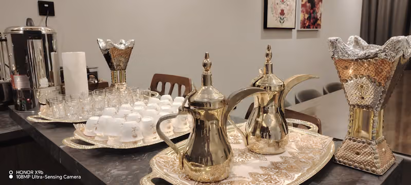 قهوجي وصبابين