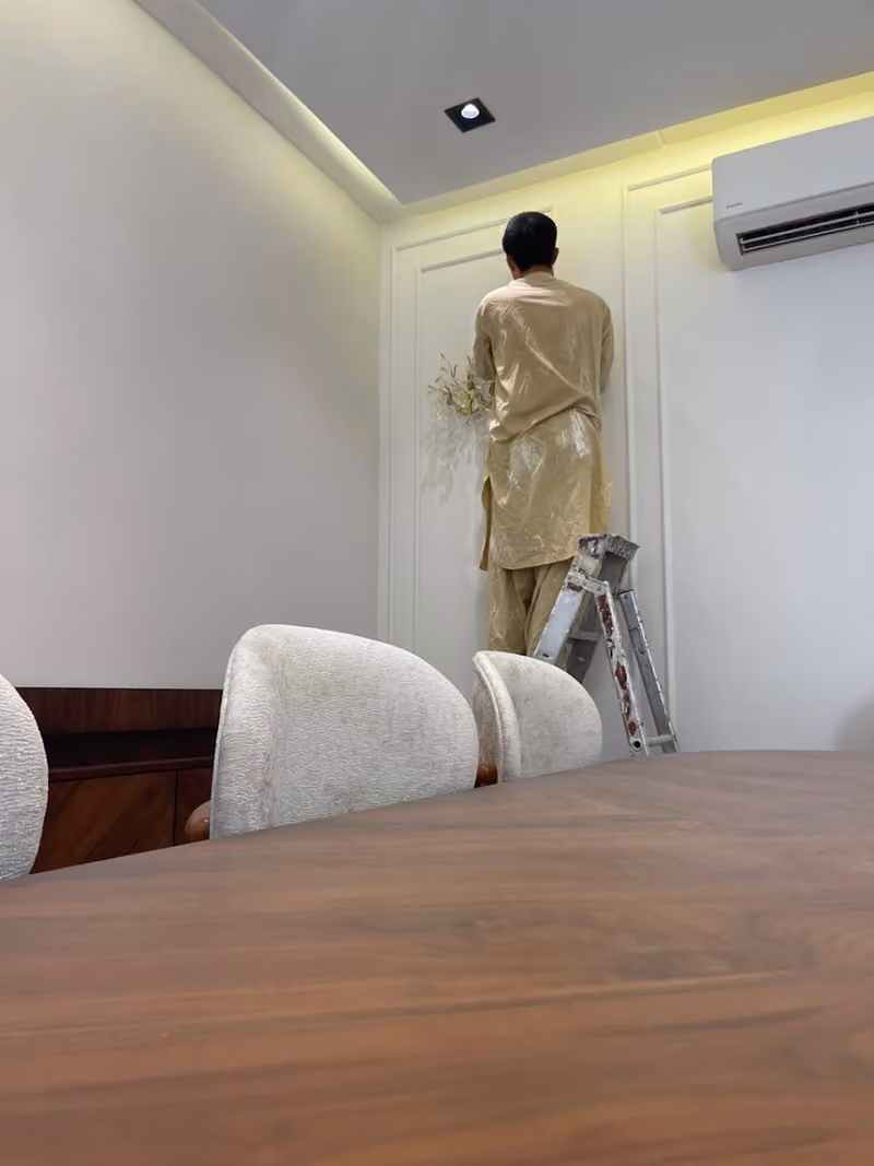 Qiser Paint contractor