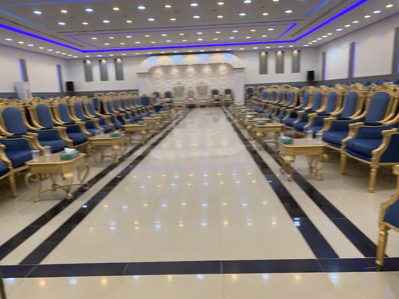 Hall Mothhalah
