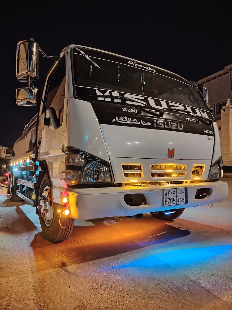 قوارير مياه الخرج
