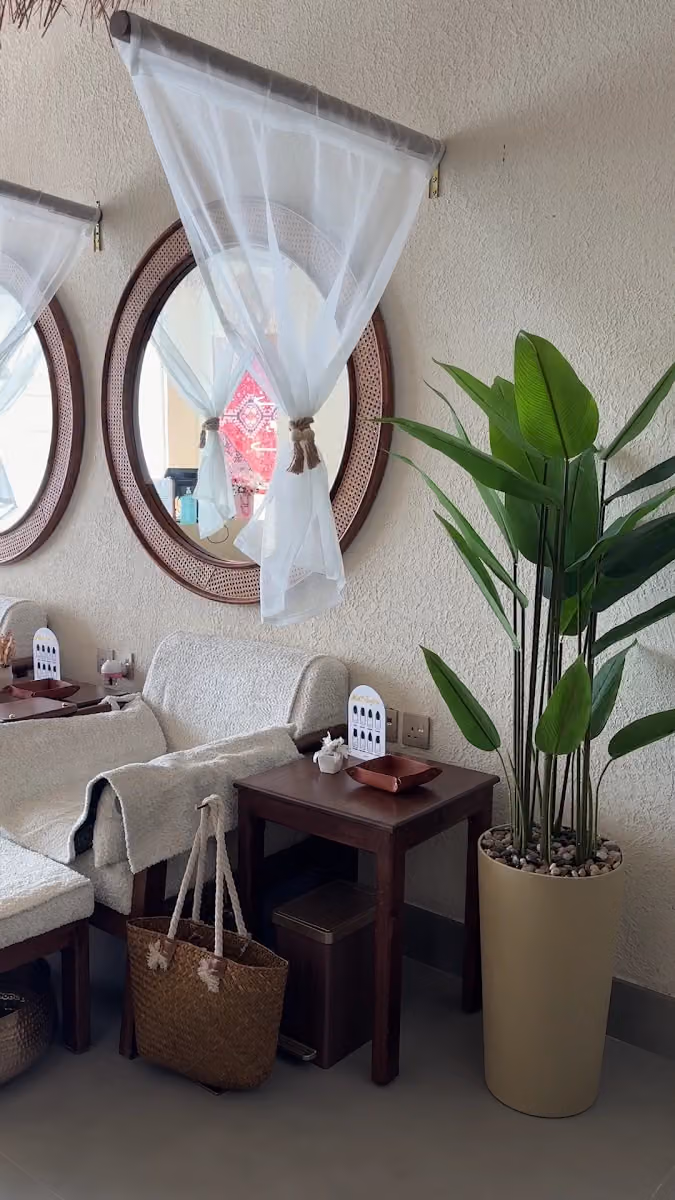 قولدن نيلز سبا - Golden Nails Spa