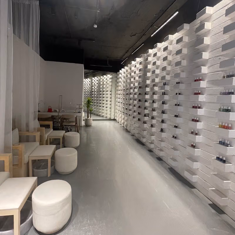 R blinG salon