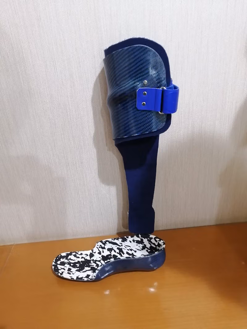 "رعاية للأطراف الصناعية والجبائر " تحالف الرعاية الطبية , Care Prosthetics & Orthotics