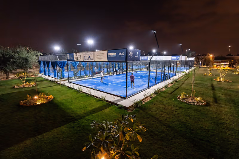 Racket Ranch: Padel & Tennis Club (ملاعب بادل وتنس)