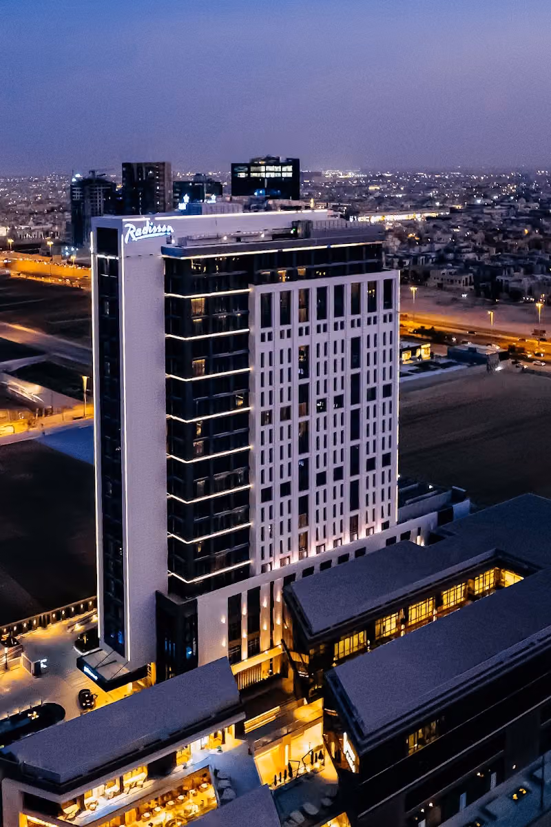 فندق راديسون وريزيدنس الرياض العليا