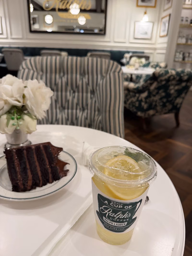 Ralph's Coffee at King Abdullah Financial District
