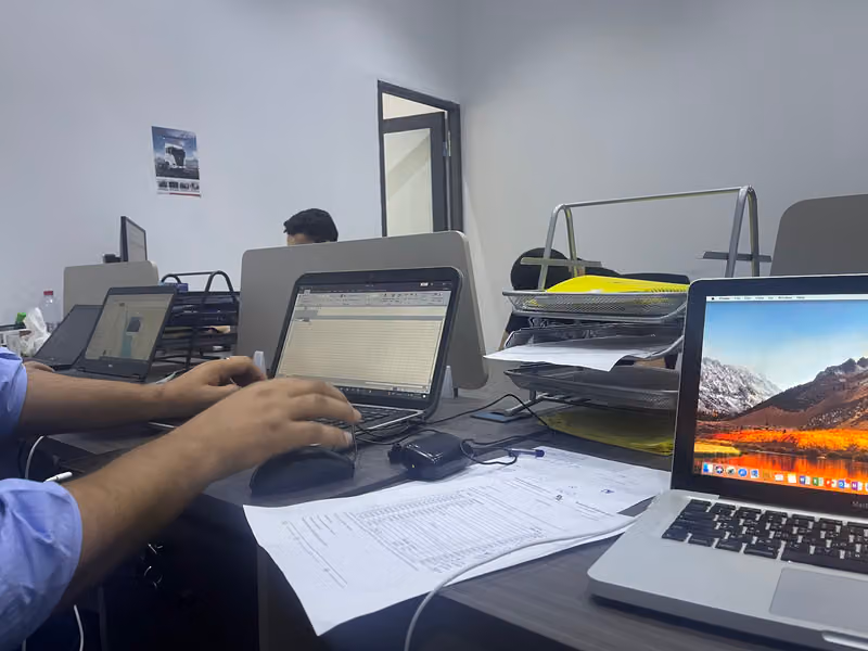 Redwave Logistics Co شركة ريد ويو