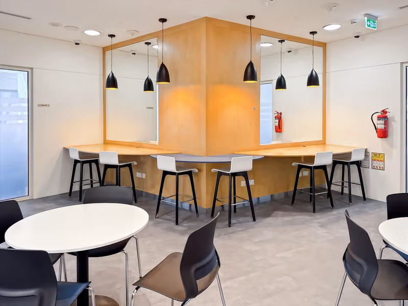 Regus Nawaf Square