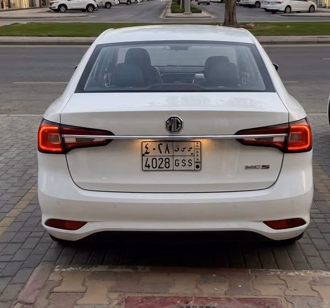 رفاق الخليج لتأجير السيارات Rafaq Al Khaleej Car Rental